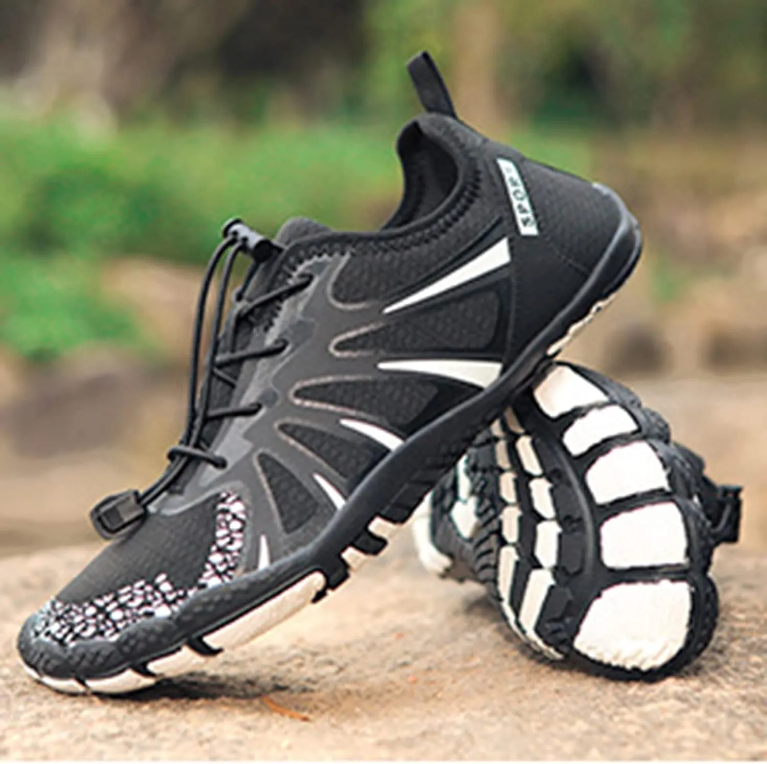 Couple's Water Shoes Quick-Dry Barefoot Beach Shoes for Men Women Wading Diving Swimming Beach Volleyball Non Slip Barefoot Hiking Rock Climbing Shoe Indoor Wrestling Boxing Fitness Footwer