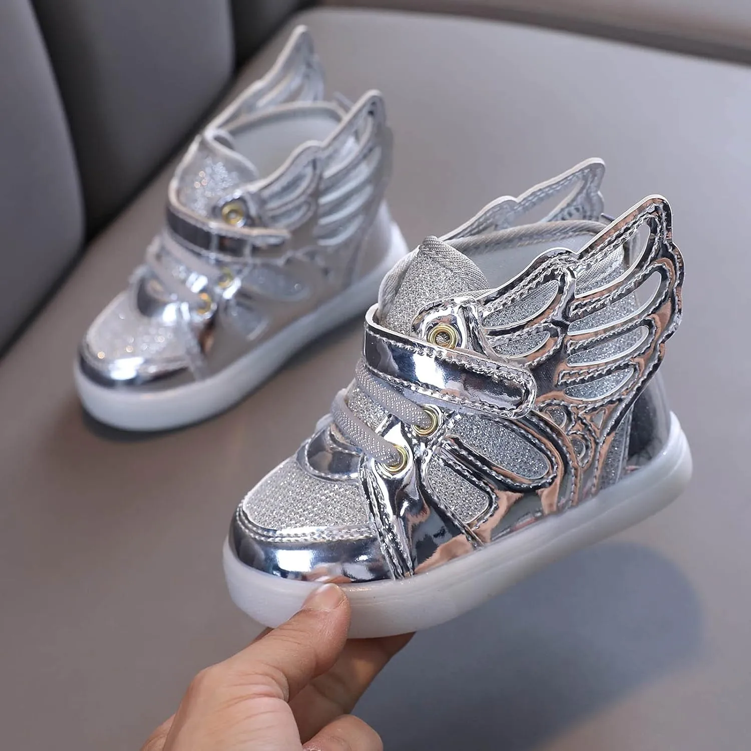 Kids Baby Light Luminous Shoes Boys Girls Glitter Sequins Sport Shoes Breathable Warm LED Light Up Infant Athletic