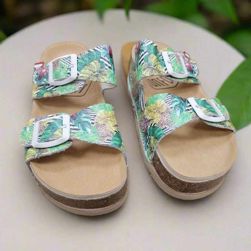 ON FOOT - BALTIMORE - BOTANICA